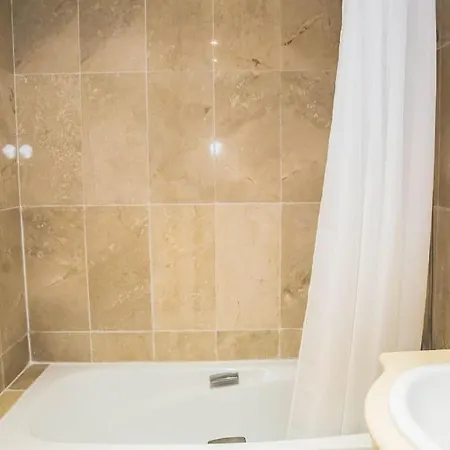 Apartamento En Guadalmina Con Vistas Al Golf - Apartment